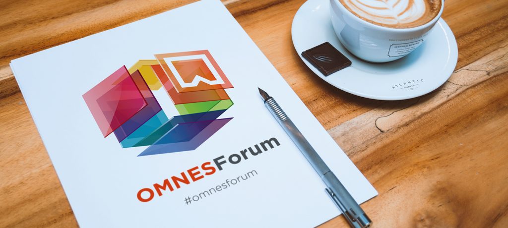 Top logo design trends 2019: дизайн логотипа для Omnes forum