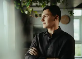 Максим Циновкин — о системном UX, росте через метрики и выходе на международный рынок Maxim Tsinovkin Максим Циновкин