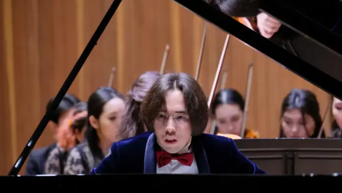 Рахат-Би Абдысагин