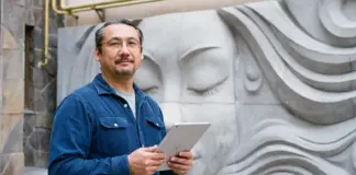 Интервью с Сергазы Нарыновым: как работает производство 3D-печатных изделий из бетона vividforms Сергазы Нарынов