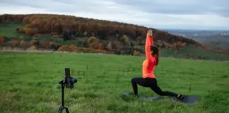 26 лет успеха: грант Canon для женщин-фотожурналисток и грант для видеографов — прием заявок открыт _-Canon-EOS-R50-әрекетке-толы-күндер-мен-оңтайлы-түсірілімдер-үшін-тамаша-мүмкіндік_Қалауыңы