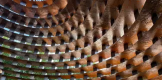 Corten yurt: anti yurt